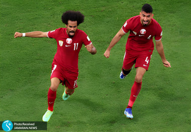 پاداش یک درخشش؛ اکرم عفیف صاحب شتر شد+عکس