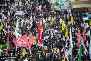 تشییع باشکوه شهیدان سردار قاسم سلیمانی و ابومهدی المهندس در کربلا و نجف