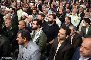دیدار مسئولان نظام و مهمانان کنفرانس وحدت اسلامی با رهبر معظم انقلاب
