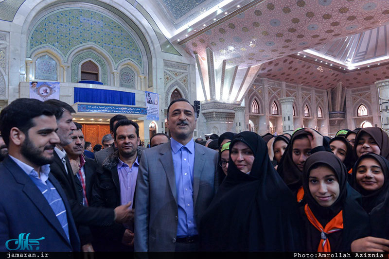 تجديد ميثاق وزير آموزش و پرورش، دانش آموزان و فرهنگيان با آرمان های حضرت امام(س)