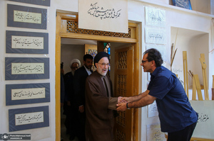 بازدید سید محمد خاتمی از باغ دولت آباد یزد