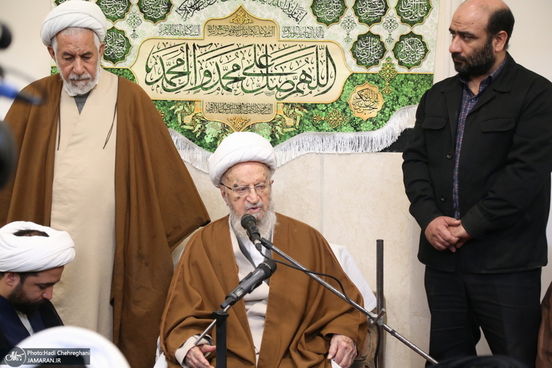 عمامه گذاری طلاب توسط مراجع عظام تقلید در روز میلاد امام علی (ع)‎