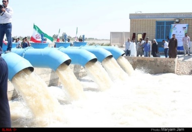 گزارش تصویری آیین افتتاح ایستگاه پمپاژ انتقال آب از رودخانه کارون به تالاب شادگان