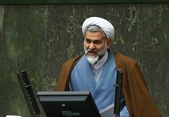 حبس و شلاق در انتظار کسانی که عمل چشم گربه ای و گوش الاغی می کنند 