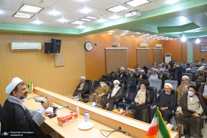 نشست تبیین مکتب امام خمینی با عنوان «جایگاه زن در مکتب فقهی امام(س)»