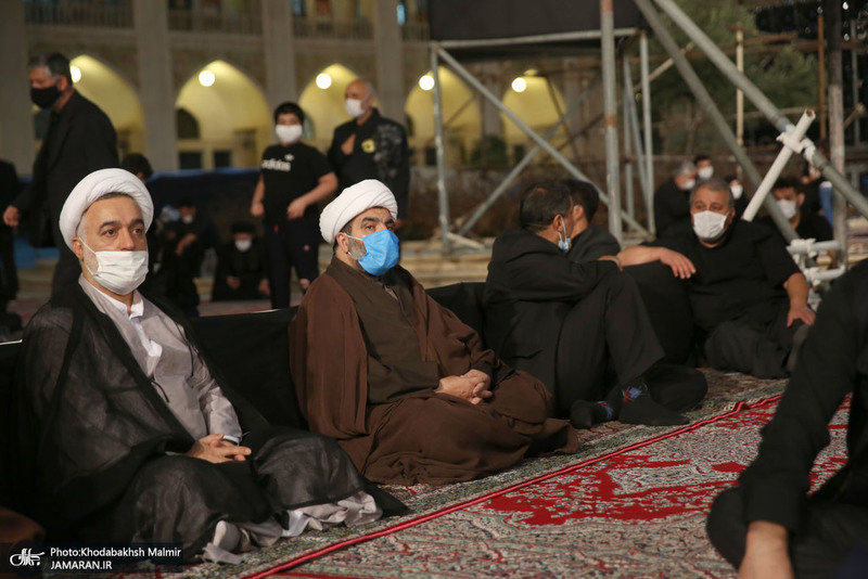 عزاداری شب شام غریبان حسینی(ع) در حرم مطهر امام خمینی (س)