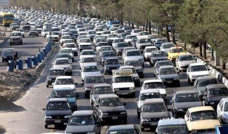 آزاد راه تهران - کرج - قزوین با ترافیک سنگین عصرگاهی