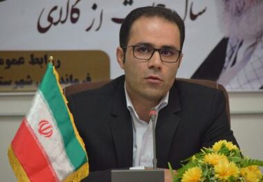 اسفنجان اسکو صاحب کنار گذر می‌شود