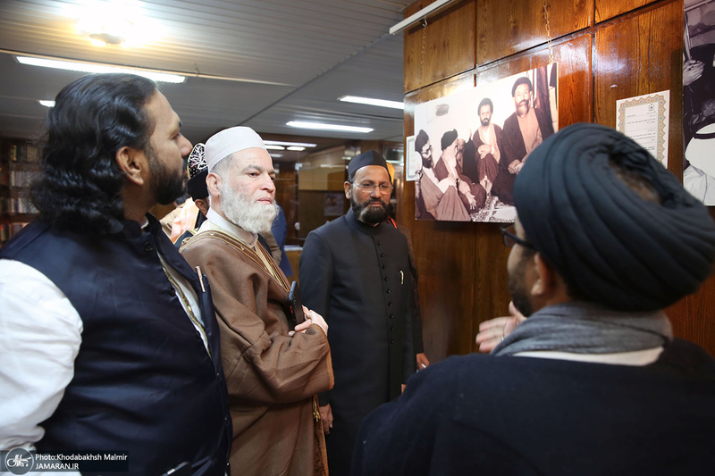 بازدید جمعی از علما و شخصیت‌های اهل تصوف کشور هندوستان از جماران