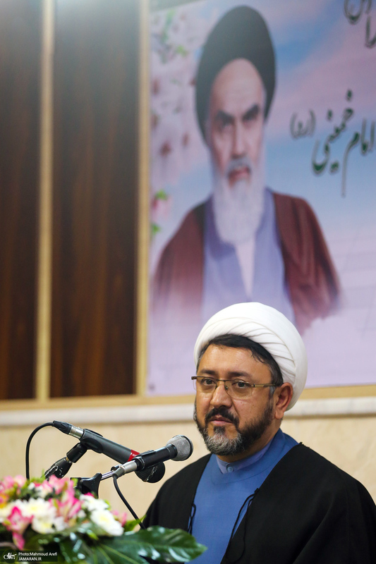 مراسم سالروز میلاد حضرت زهرا(س) و امام خمینی(ره) در موسسه تنظیم و نشر آثار امام(ره)