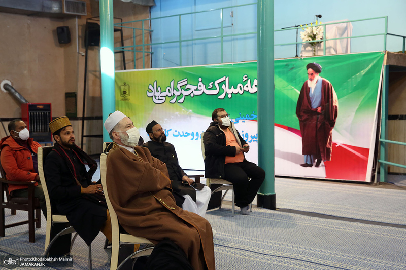 بازدید جمعی از علما و شخصیت‌های اهل تصوف کشور هندوستان از جماران