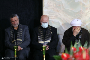 آئین خطبه خوانی شب شهادت امام رضا (ع) در حرم مطهر رضوی
