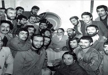 الطلاب ذخائرالشعب‏