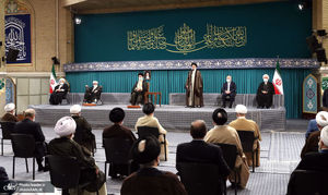 دیدار میهمانان کنفرانس وحدت اسلامى‌ و جمعی از مسئولان نظام با رهبر معظم انقلاب