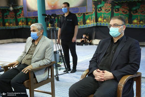 شب شعر «اين محرم وصفر است كه اسلام را زنده نگه داشته است» در حسینیه جماران