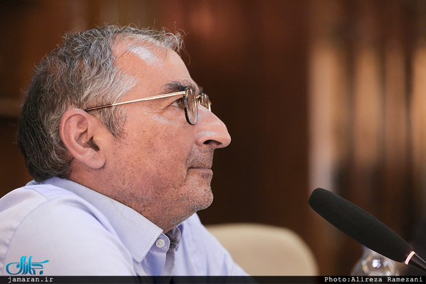 دانشگاه تهران: زیباکلام هنوز بازنشسته نشده، اما می‌شود
