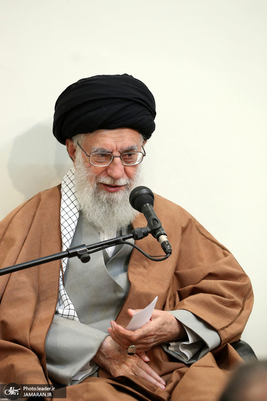 دیدار فرماندهان ارشد ارتش و جمعی از فرماندهان و کارکنان نیروی زمینی با فرمانده کل قوا