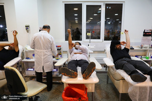 اهدای خون در شب بیست و سوم ماه مبارک رمضان