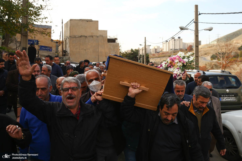 مراسم تشییع مرحومه پروانه معصومی