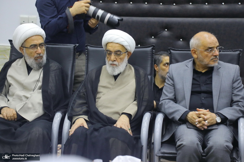 سفر رئیس جمهوری به قم و دیدار با مراجع و علما -3