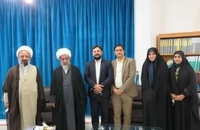 دیدار مدیر نمایندگی موسسه تنظیم و نشر آثار امام خمینی در قم با آیت الله فاضل لنکرانی (1)