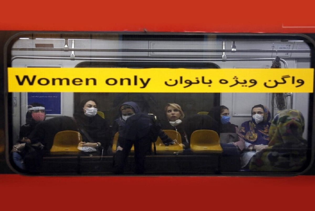 آغاز طرح تذکر لسانی برای حفظ حجاب در مترو تهران