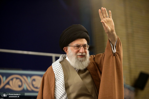 رهبر معظم انقلاب: ممکن است آمریکا برای سال ۹۸ نقشه کشیده باشد