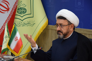 نشست هم‌اندیشی جمعی از طلاب و دانشجویان پژوهشگر حوزه اندیشه امام (س) با رئیس مؤسسه تنظیم و نشر آثار امام خمینی