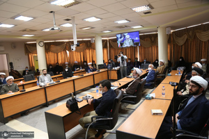 همایش نقش اندیشه های عرفانی امام خمینی در شکل گیری انقلاب اسلامی ایران