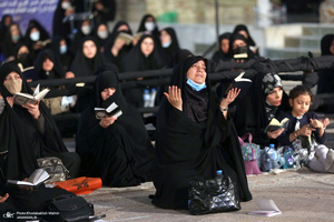 مراسم احیای شب بیست و سوم ماه رمضان در حرم مطهر امام خمینی (س)