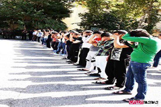 باند ۳۱ نفره سارقان لاستیک‌ خودرو دستگیر شدند