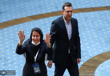فوتبالی ها چشم به راه آزادی یک زن زندانی!