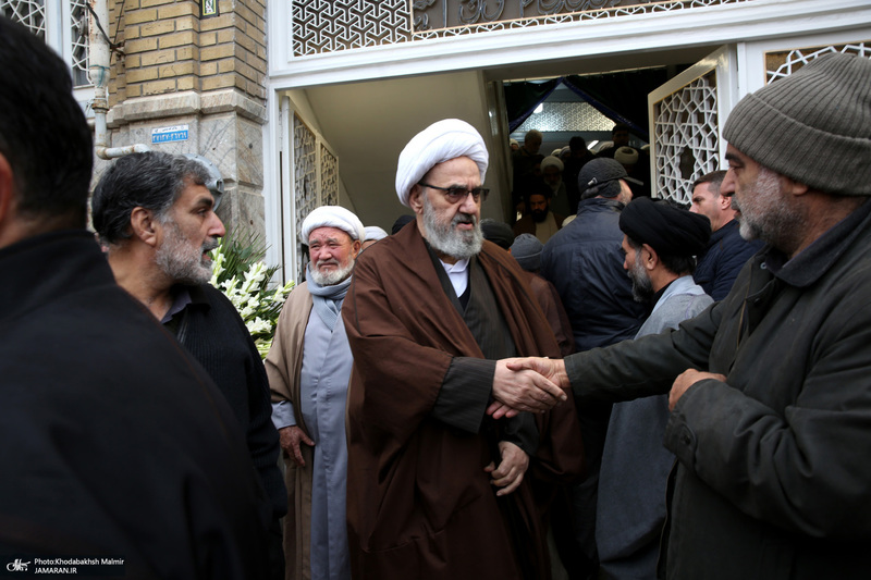 مراسم شییع و نماز