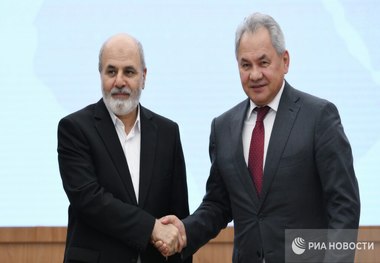 پزشکیان و پوتین به طور منظم در تماس هستند