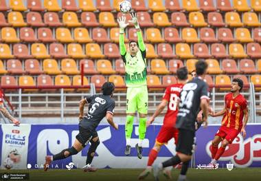 هفته هجدهم لیگ برتر| فولاد 3-1 پرسپولیس؛ تیر خلاص رانده شده به قلب قرمزها+ ویدیوی گل