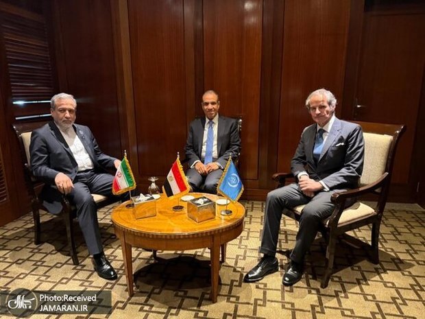 گروسی، مدیرکل آژانس اتمی: دیداری به موقع با عراقچی داشتم