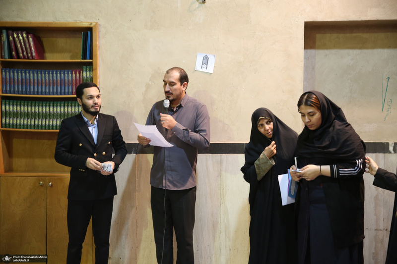 ورکشاپ هنر ی دانش آموزان هنرستان یادگار امام در حسینیه جماران