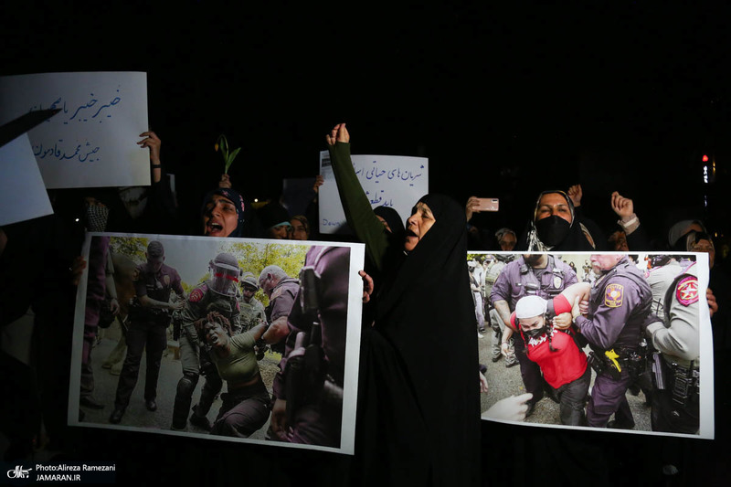 اجتماع دانشجویان تهران در همبستگی با دانشجویان آمریکایی و اروپایی حامی فلسطین