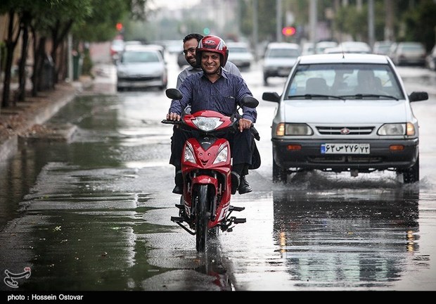 مه غلیظ و بارش پراکنده باران در محورهای مواصلاتی استان زنجان