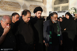 مراسم تشییع و تدفین همسر آیت الله موسوی بجنوردی (ره) در حرم امام خمینی (س)-3
