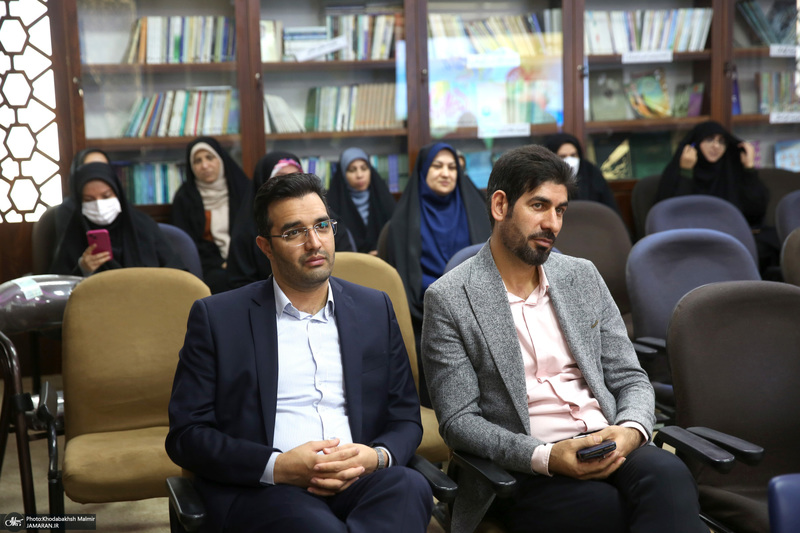 مراسم تقدیر از دست اندرکاران سومین هفته فرهنگی بر آستان آفتاب