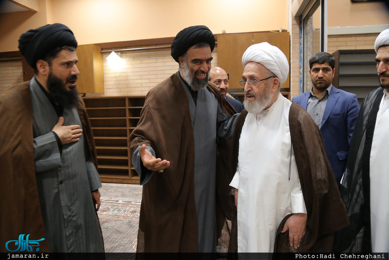 مراسم بزرگداشت والده آیت الله واعظ موسوی در بیت علامه طباطبایی قم