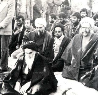 الشهید مطهری ترک فی عمره القصیر آثاراً خالدة هی شعاع من الضمیر الیقظ