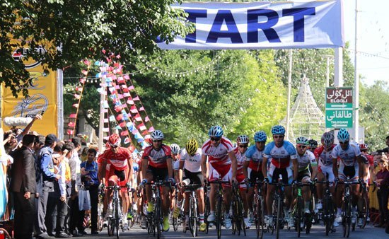 آغاز مرحله چهارم تور بین المللی دوچرخه سواری ایران - آذربایجان