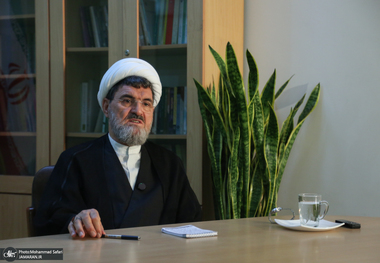  ماجرای اشک‌های رهبر شهید در دیدار با امام خمینی