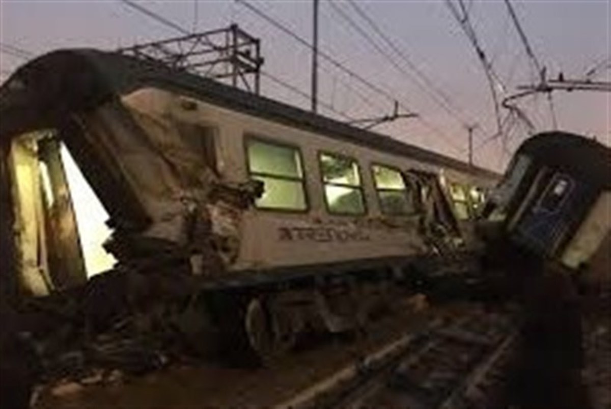 فوتوکلیپ/ خروج قطار همدان - مشهد از ریل با 40 مصدوم