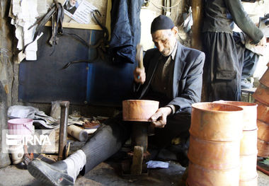 نشان ملی مرغوبیت بر پیشانی ۵۲ اثر صنایع دستی زنجان