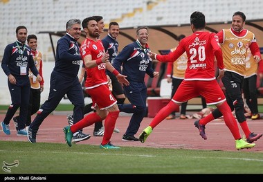 بازیکنان و کادر فنی تراکتورسازی توسط آجورلو جریمه شدند