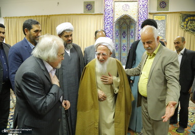 دیدار جمعی از شاعران آیینی با آیت الله العظمی جوادی آملی 