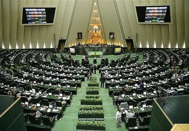 استاندار: مردم قم در مجلس آینده چهار نماینده خواهند داشت